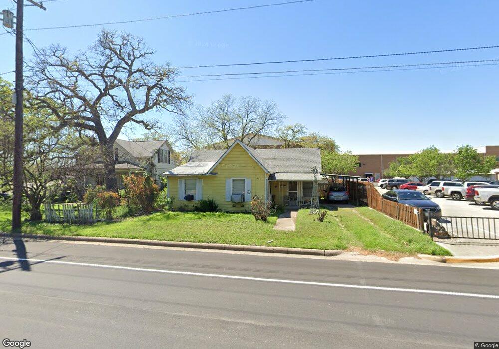 905 N Elm St, Weatherford, TX 76086 - photo 1