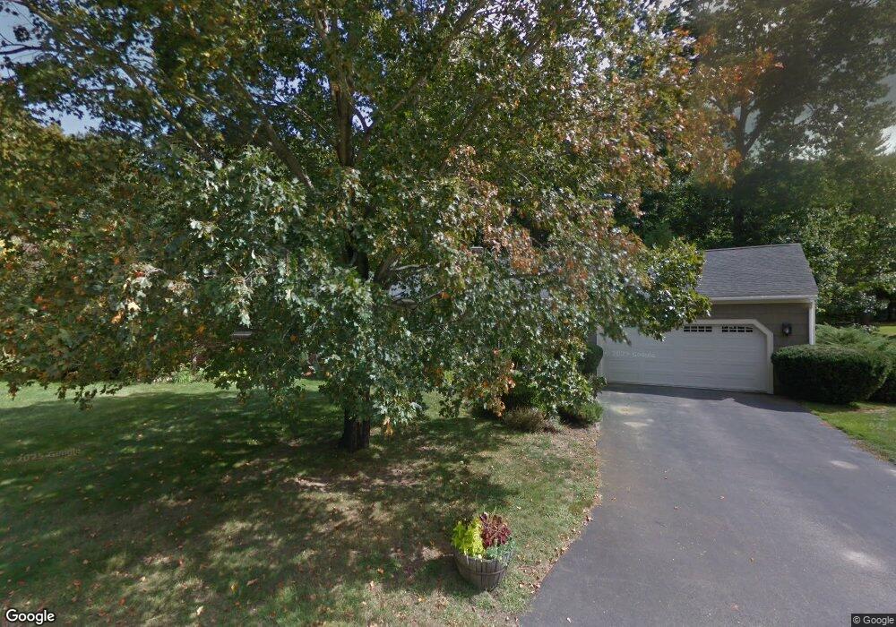 2 Mark Ave, Stratham, NH 03885 - photo 1