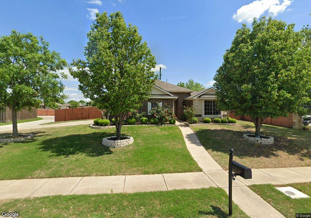 4012 Lone Star Ln, Denton, TX 76210 - photo 1