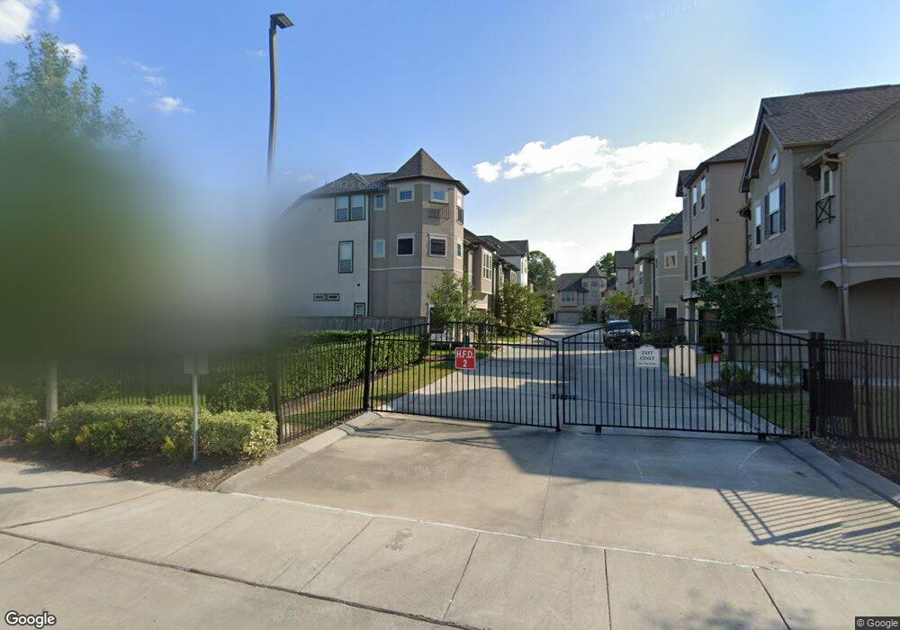 5118 W Lacey Garden Loop, Houston, TX 77018 - photo 1