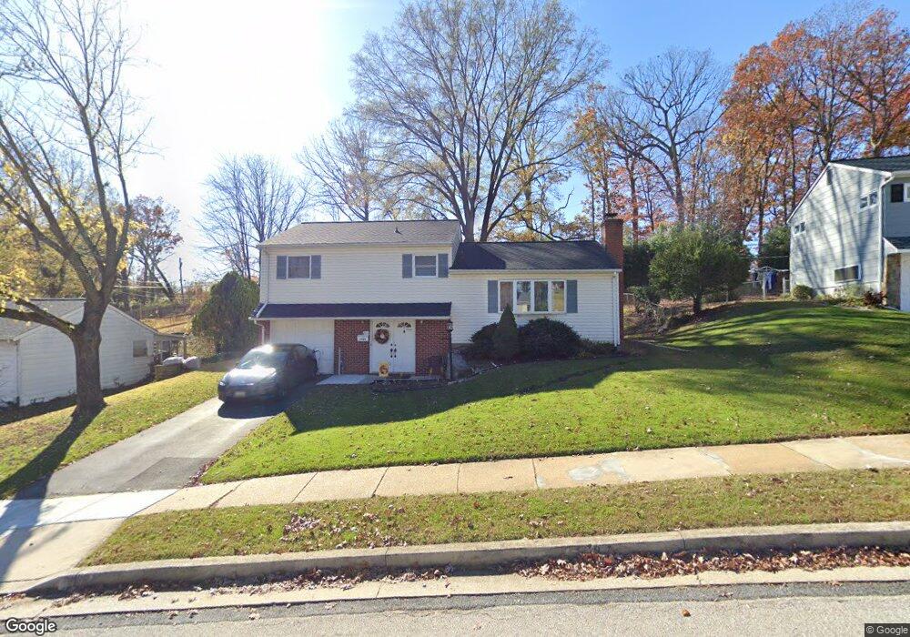 1004 Plover Dr, Halethorpe, MD 21227 - photo 1