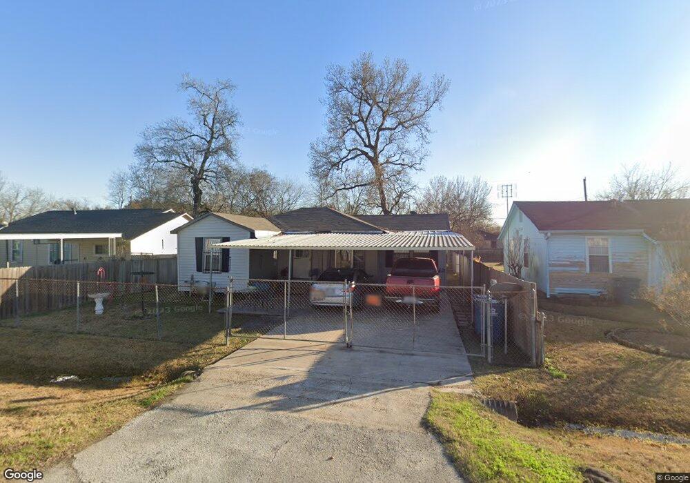 2914 Mooney Rd, Houston, TX 77093 - photo 1