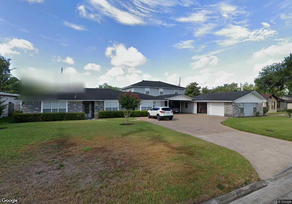 5022 Teton St, Houston, TX 77033 - photo 1