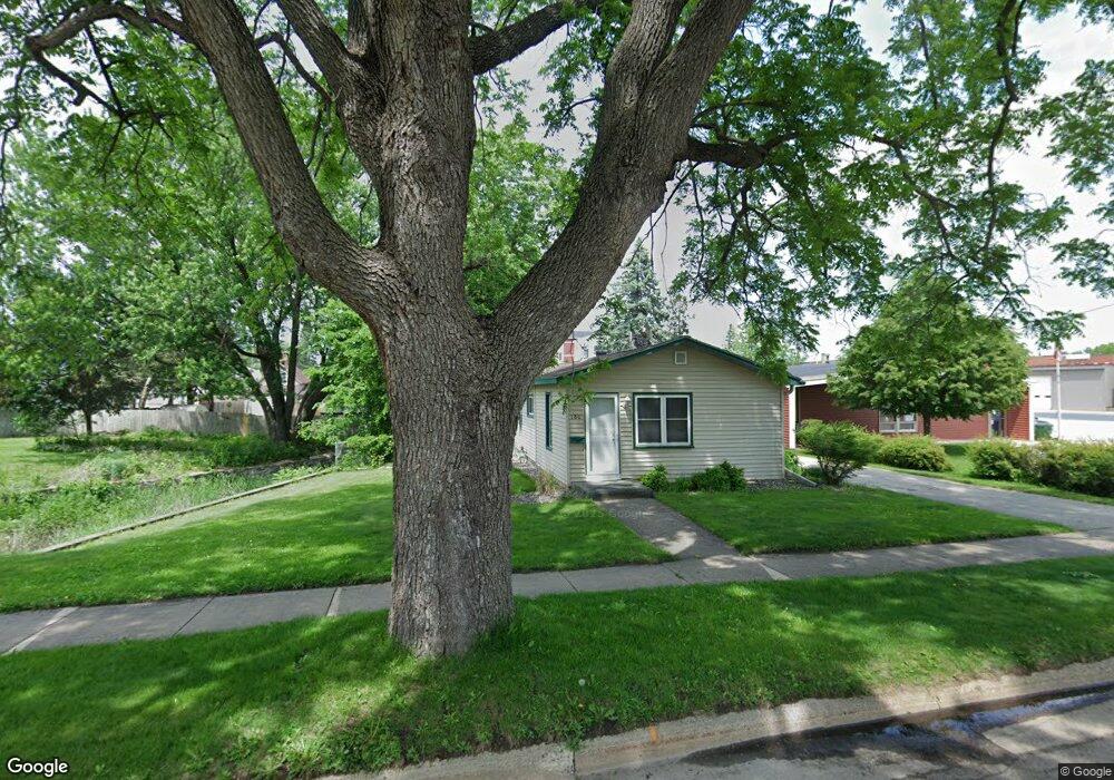 200 W 5th St, Zumbrota, MN 55992 - photo 1