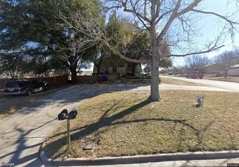 915 Rumfield Rd, Fort Worth, TX 76108 - photo 1