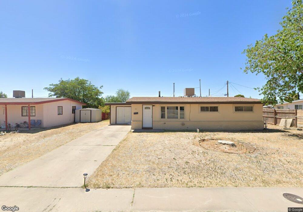 407 Bonnell Ave, Alamogordo, NM 88310 - photo 1