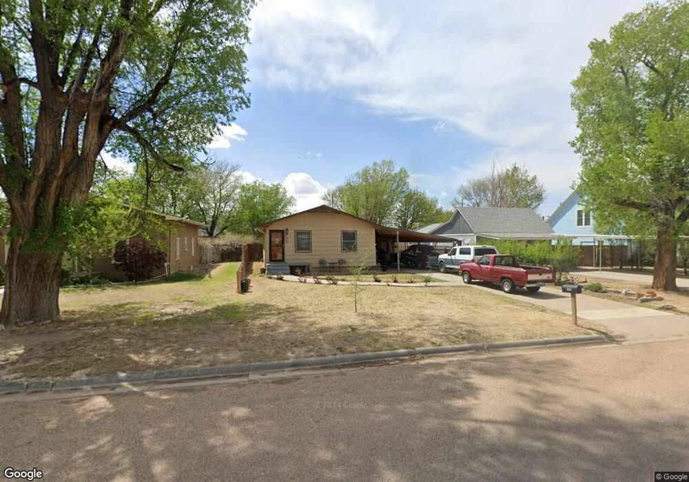 1015 S Monroe St, Hugoton, KS 67951 - photo 1