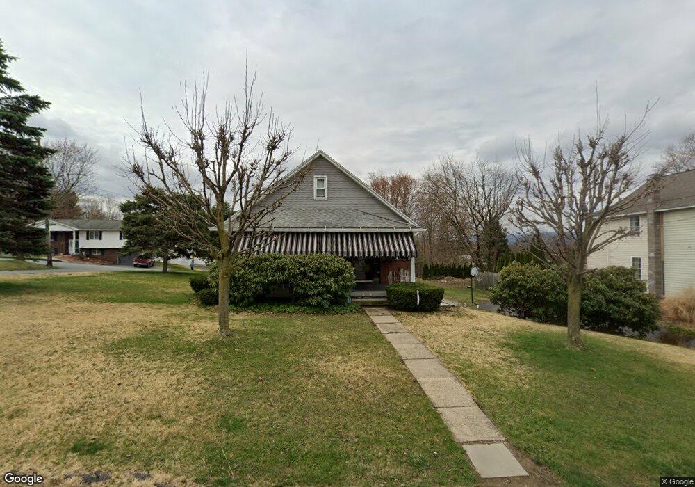 1114 E State St, Archbald, PA 18403 - photo 1