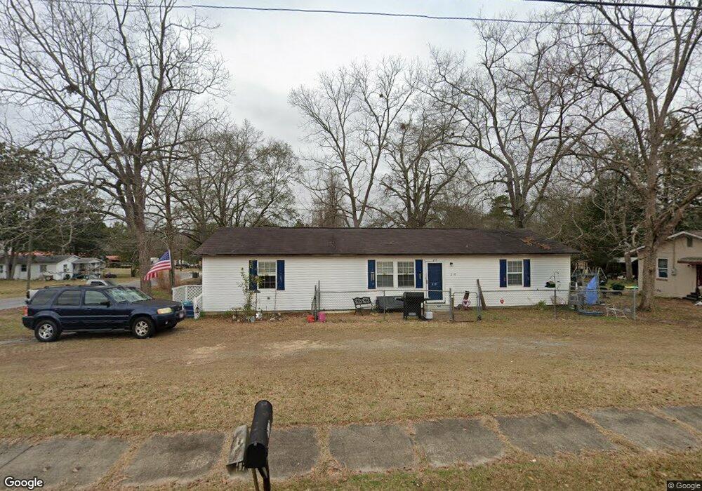 210 E Folsum St, Mount Vernon, GA 30445 - photo 1