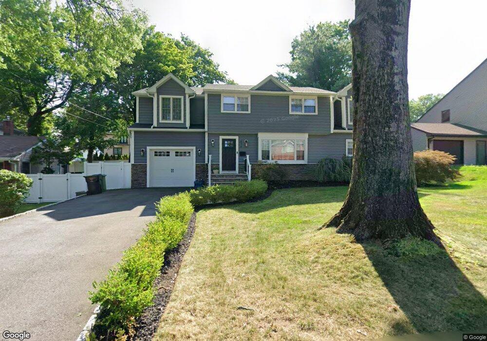 696 Bruce Dr, Paramus, NJ 07652 - photo 1