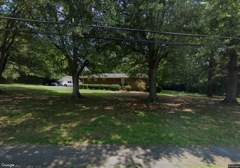 1752 Scufflegrit Rd, Marietta, GA 30062 - photo 1