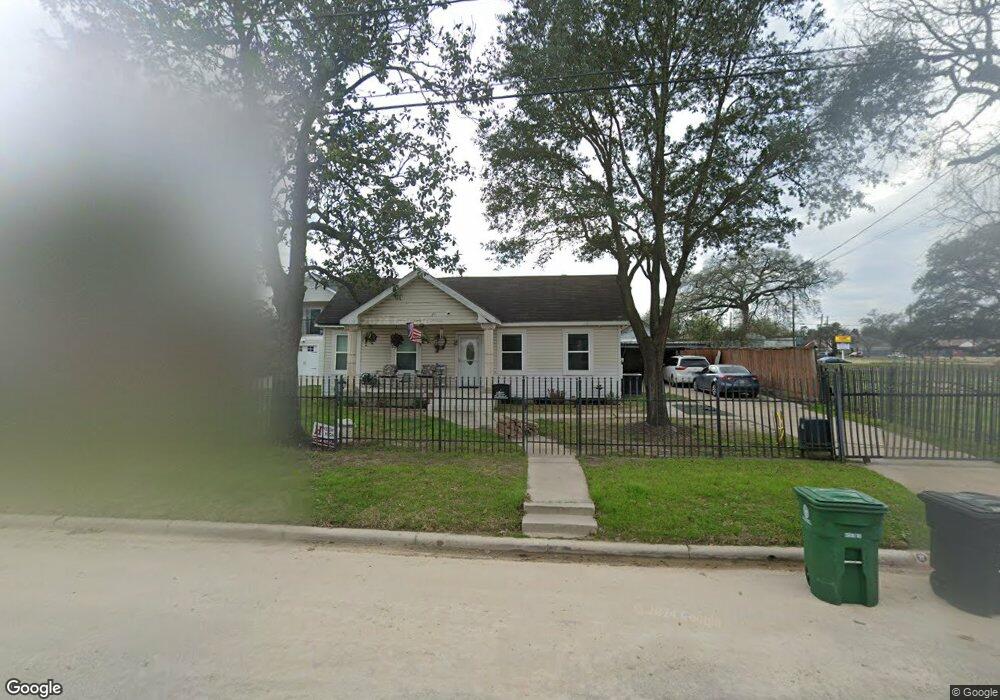 810 Milwaukee St unit A, Houston, TX 77009 - photo 1