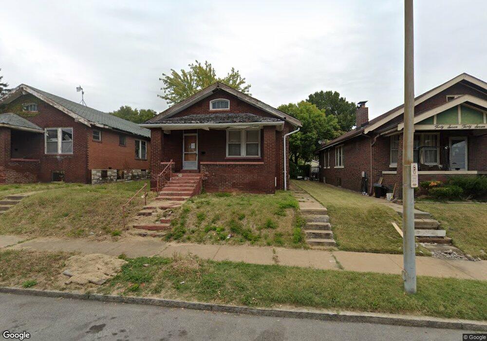 4741 Lee Ave, Saint Louis, MO 63115 - photo 1