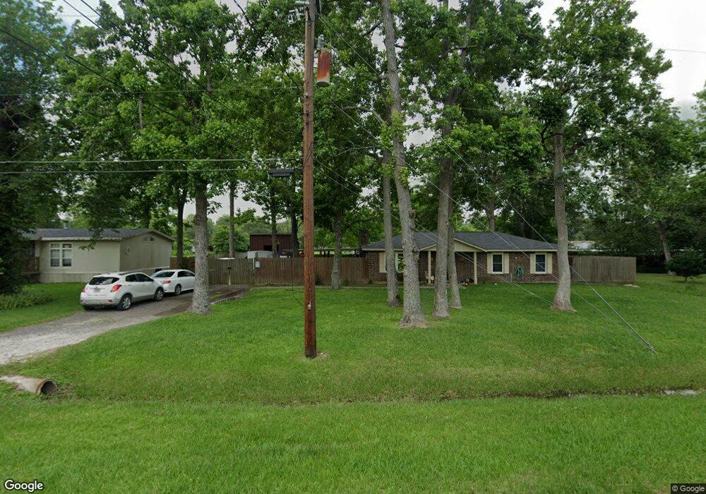 5023 Magnolia Ln, Old River-Winfree, TX 77535 - photo 1