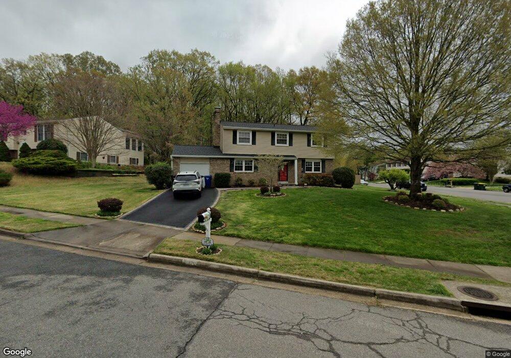 6821 Rock Creek Ct, Alexandria, VA 22306 - photo 1