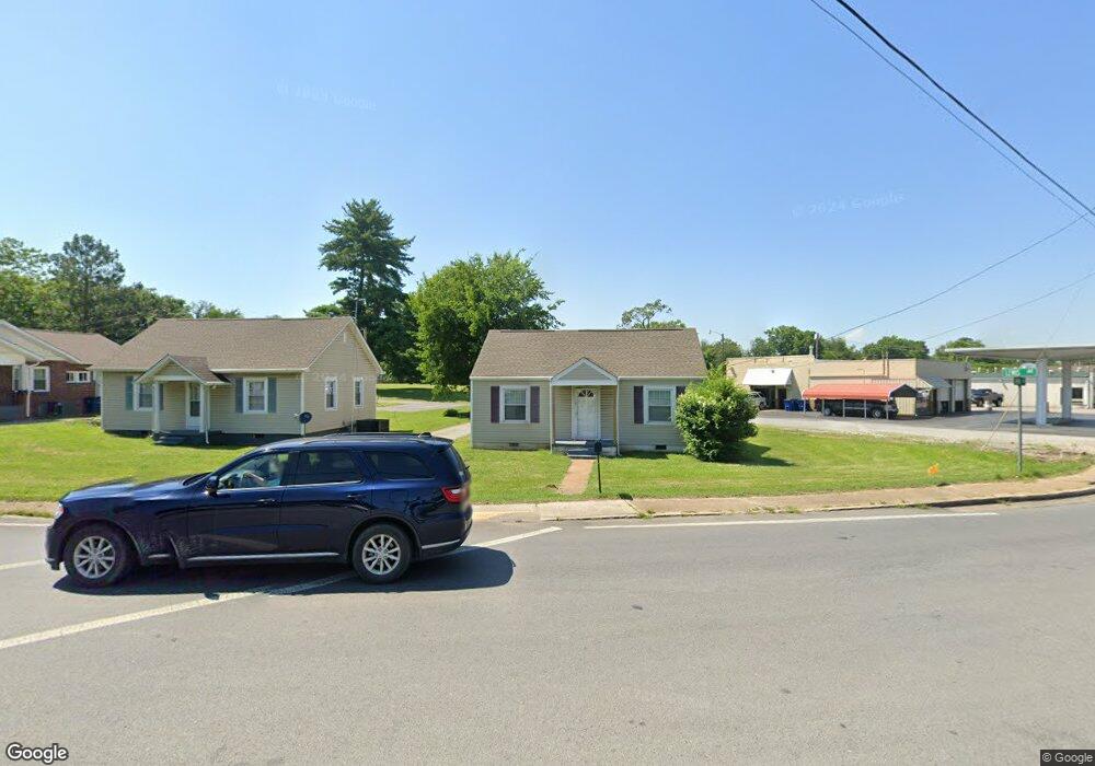 404 Lewis Ave, Shelbyville, TN 37160 - photo 1