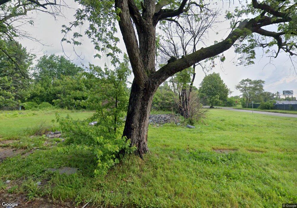 2613 Kansas Ave, Flint, MI 48506 - photo 1