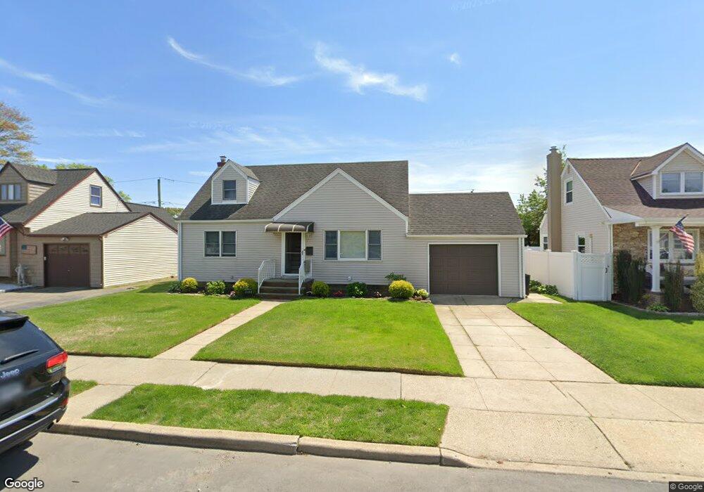 803 Caryl St, Franklin Square, NY 11010 - photo 1