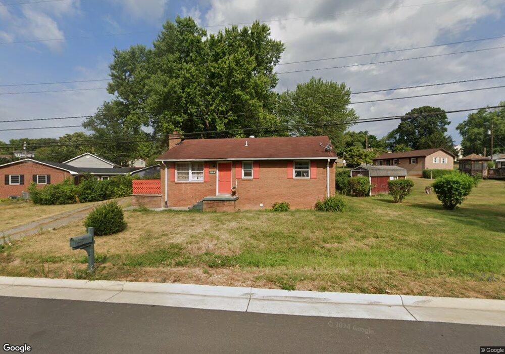 1404 Edgemont Ave, Front Royal, VA 22630 - photo 1