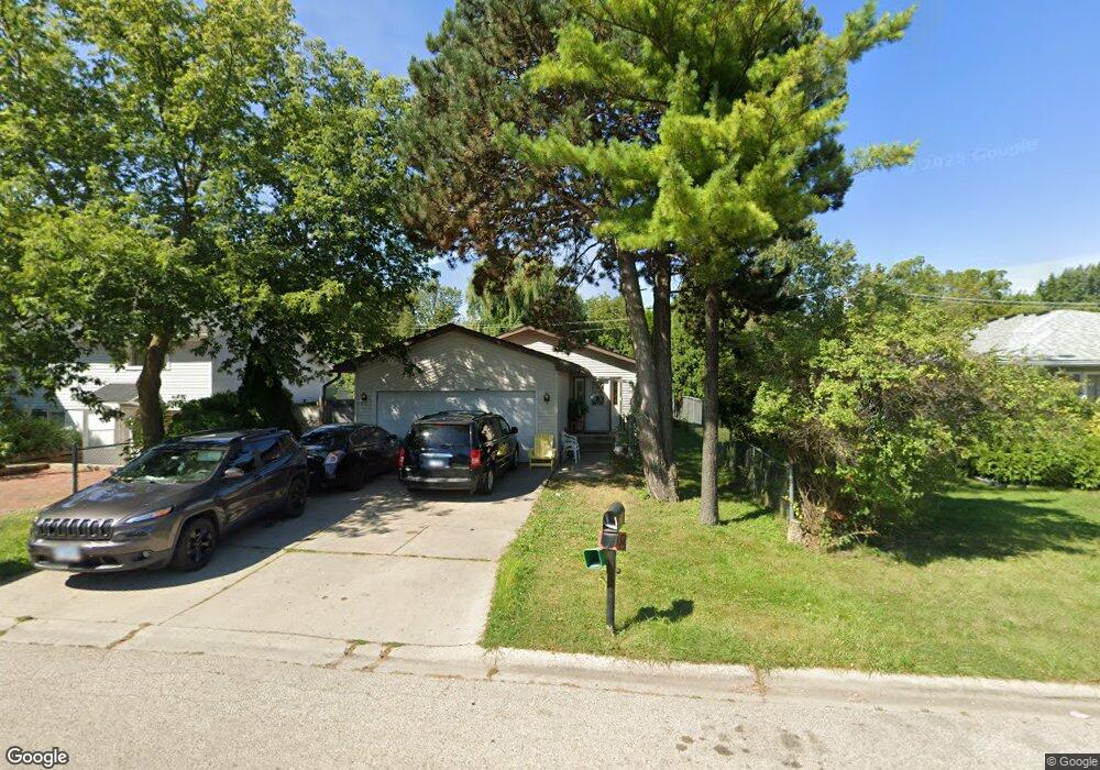 108 N Frolic Ave, Waukegan, IL 60085 - photo 1