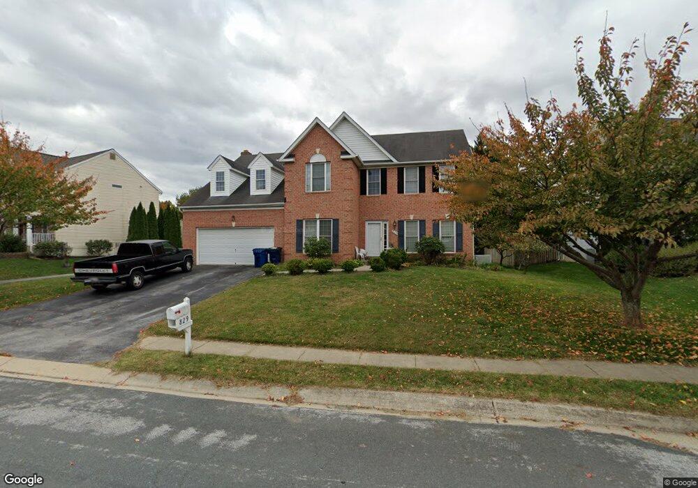 829 Mayfair Way, Sykesville, MD 21784 - photo 1