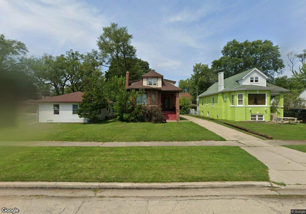 722 W Atlantic Ave, Waukegan, IL 60085 - photo 1