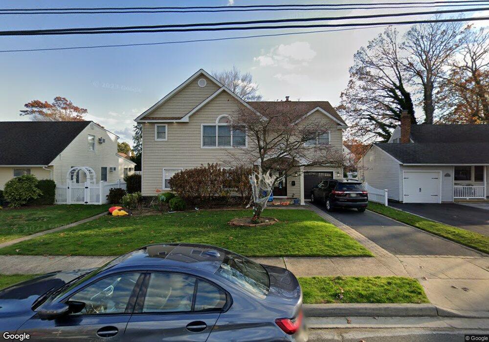 12 Hull St, Oceanside, NY 11572 - photo 1