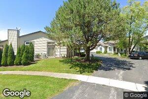 1825 Appaloosa Dr, Naperville, IL 60565