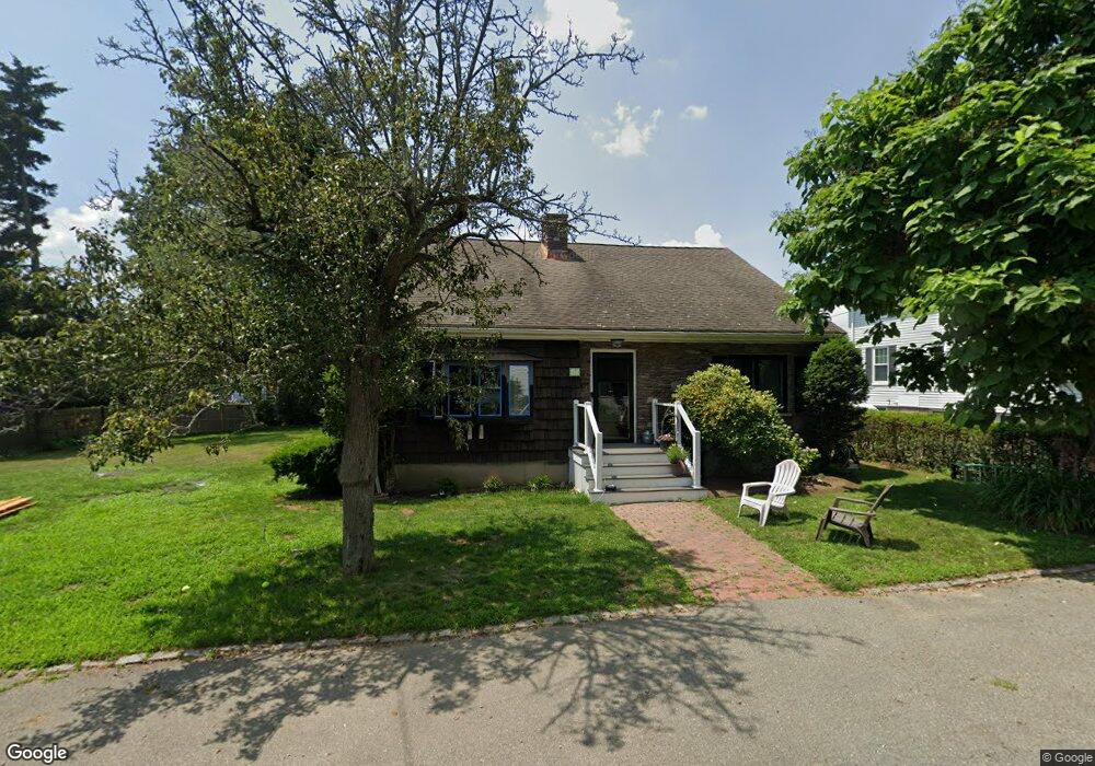 17 Hemenway Rd, Swampscott, MA 01907 - photo 1