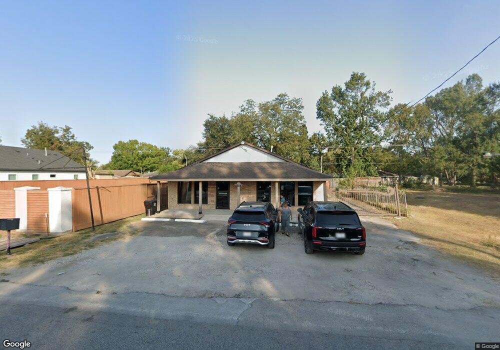 8514 De Priest St unit A and B, Houston, TX 77088 - photo 1