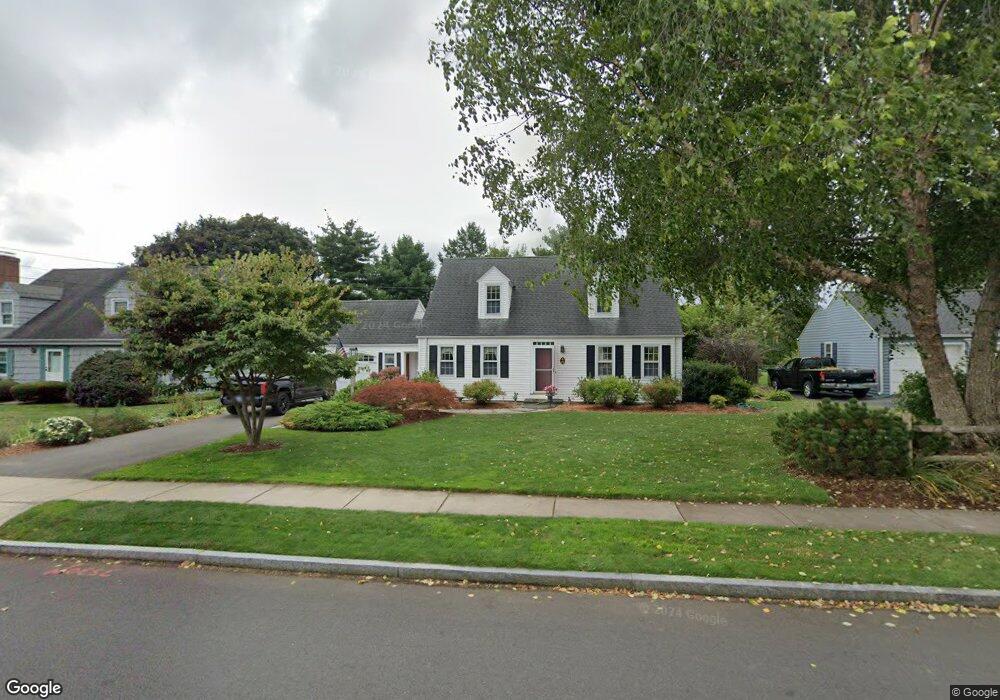 53 Rockledge Dr, West Hartford, CT 06107 - photo 1