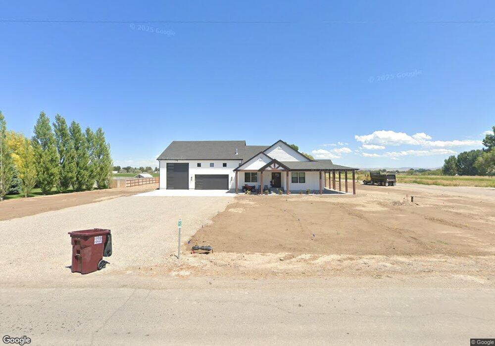 27 S 800 W, Blackfoot, ID 83221 - photo 1