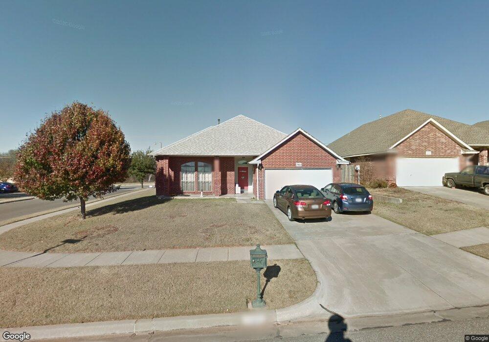 1801 NE 11th Cir, Moore, OK 73160 - photo 1