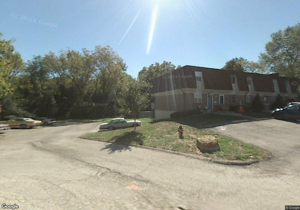 10009 W 52nd St, Shawnee, KS 66203 - photo 1