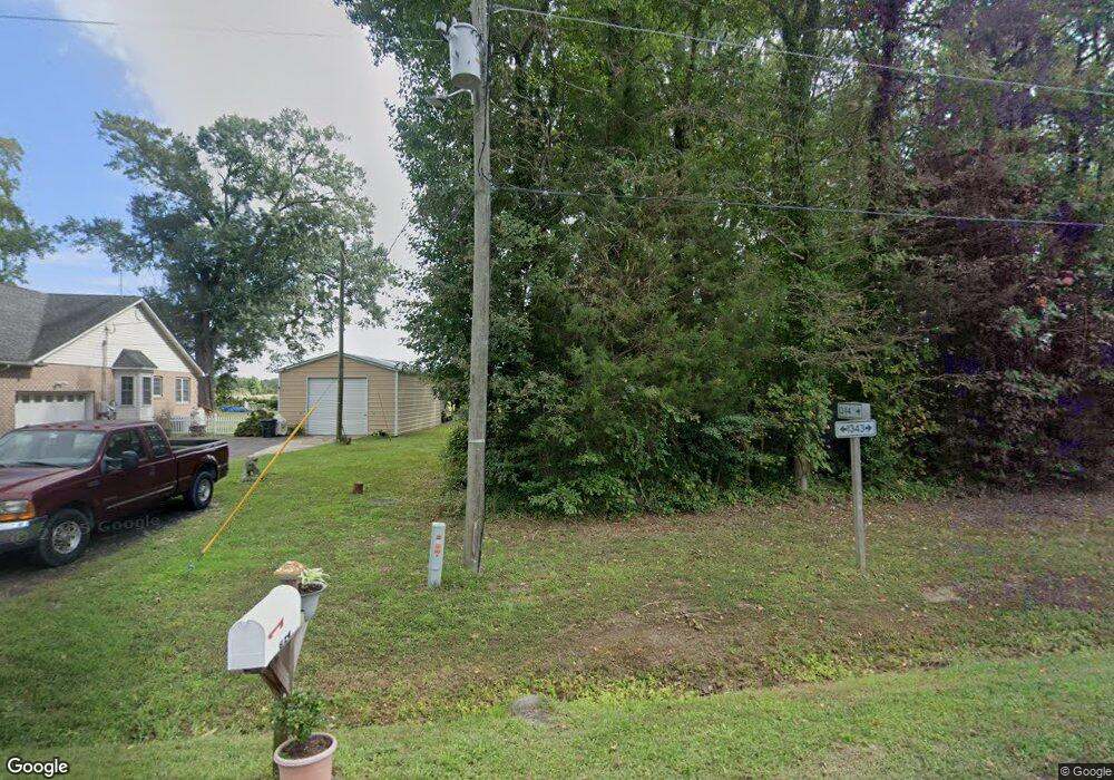 4 Latane Dr, Colonial Beach, VA 22443 - photo 1