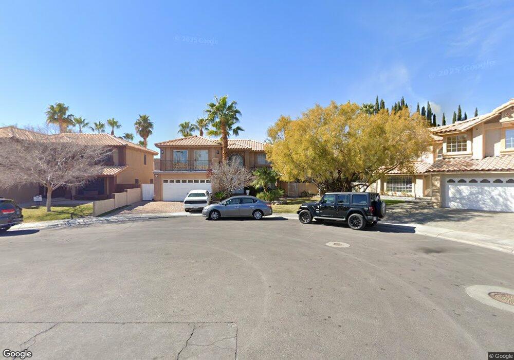 2705 Renwick Cir, Las Vegas, NV 89117 - photo 1