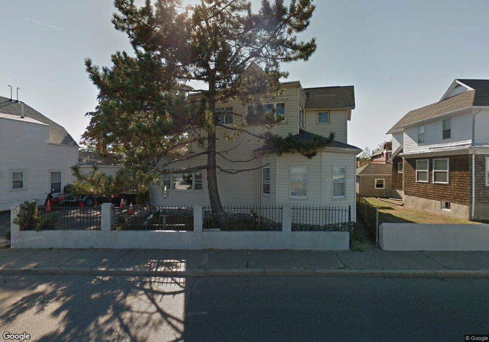 66-70 Winthrop Shore Dr unit 2, Winthrop, MA 02152 - photo 1