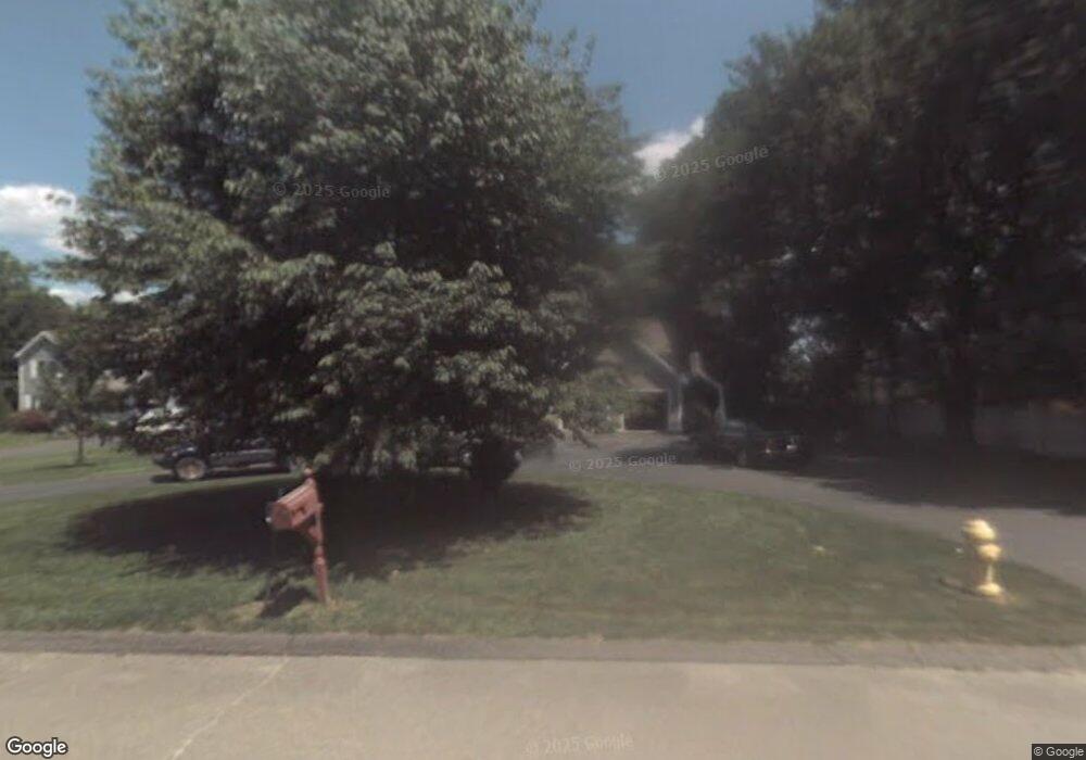 83 Bonnie View Dr, Trumbull, CT 06611 - photo 1