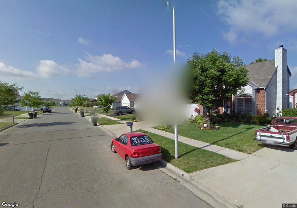 3153 Fox Chaple Dr, Columbus, OH 43232 - photo 1