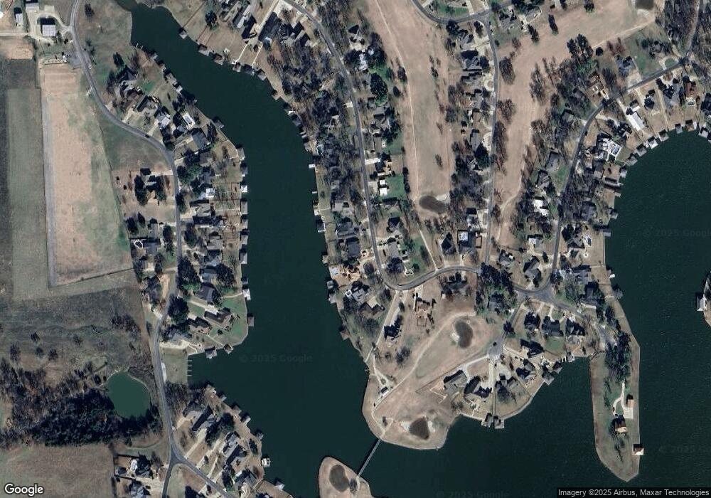 729 Kiowa Dr W, Gainesville, TX 76240 - photo 1