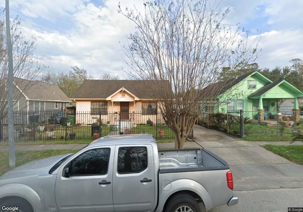 4404 Beggs St, Houston, TX 77009 - photo 1