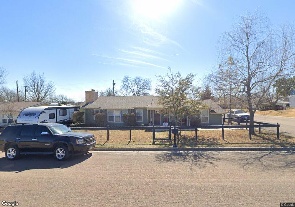 600 E Collins St, Decatur, TX 76234 - photo 1