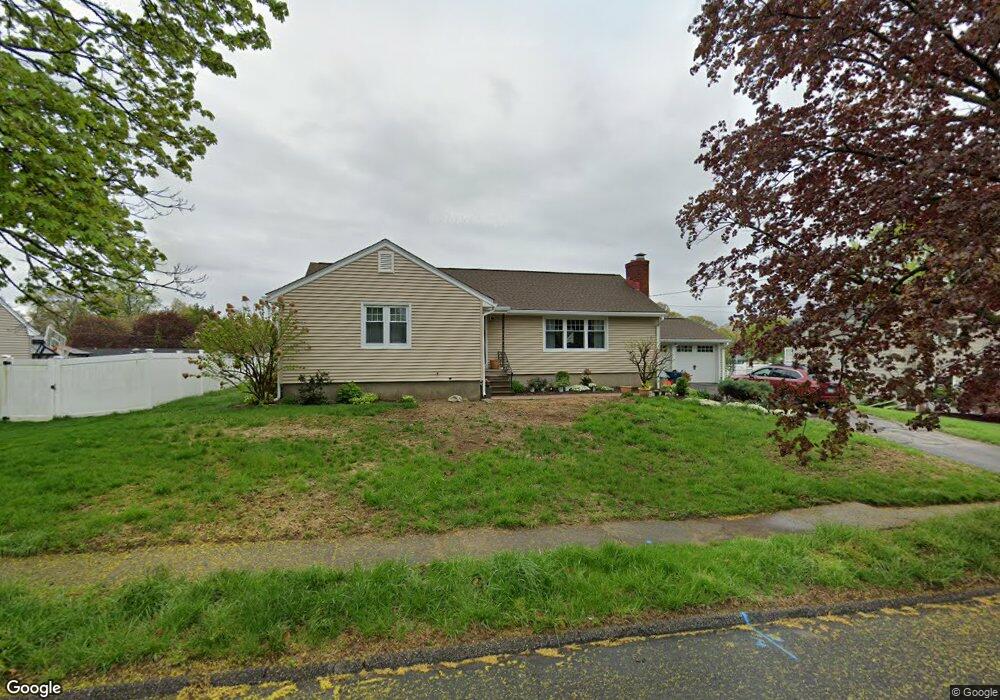 195 Post Oak Rd, Stratford, CT 06614 - photo 1