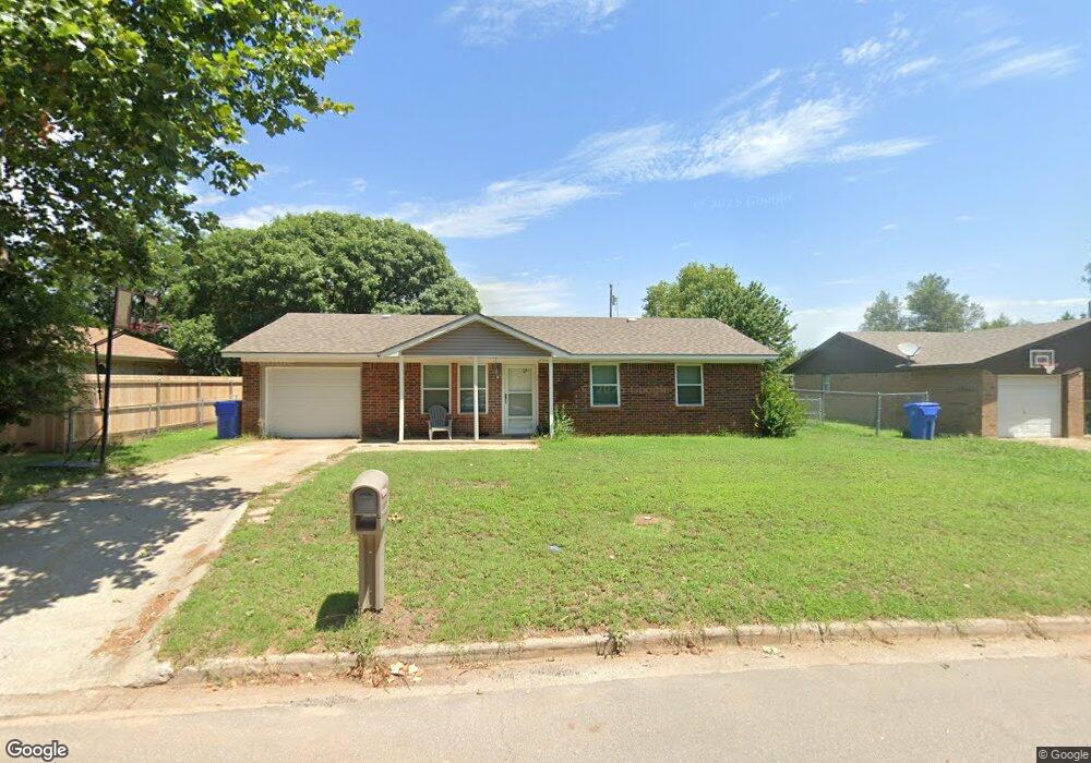 7 E E Ave, Cache, OK 73527 - photo 1