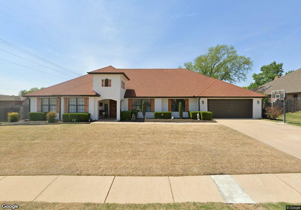 3017 Kingston Dr, Bartlesville, OK 74006 - photo 1