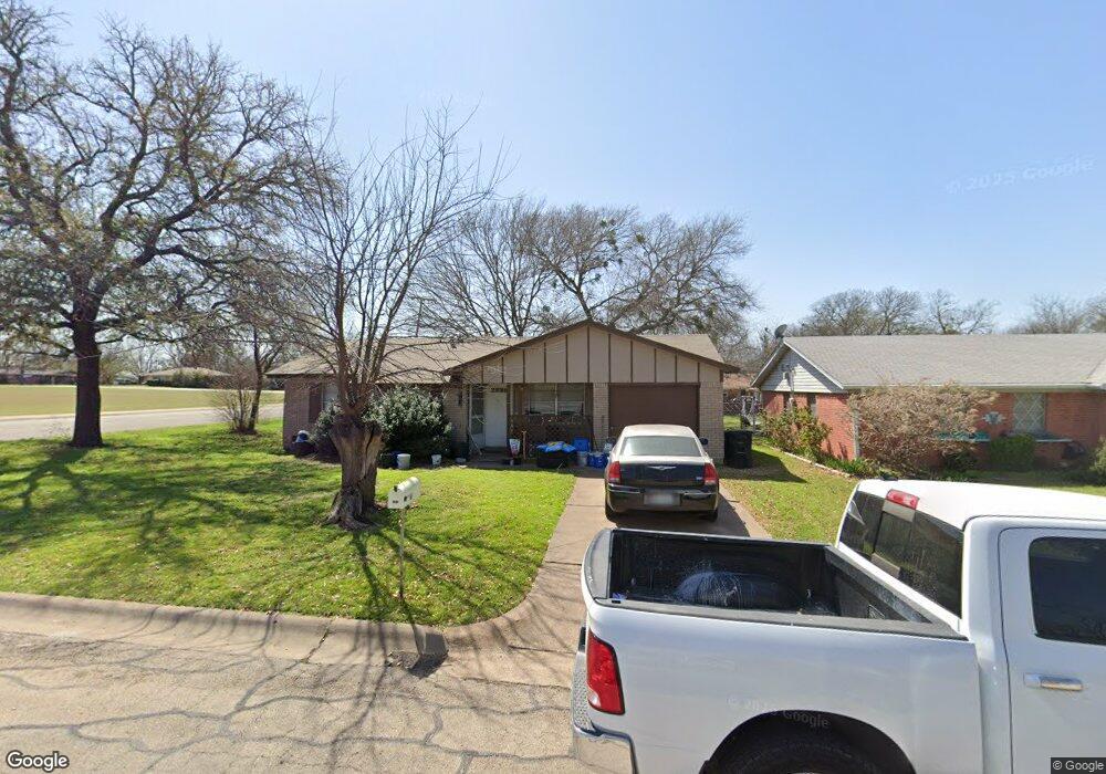 1901 Joslin St, Cleburne, TX 76033 - photo 1