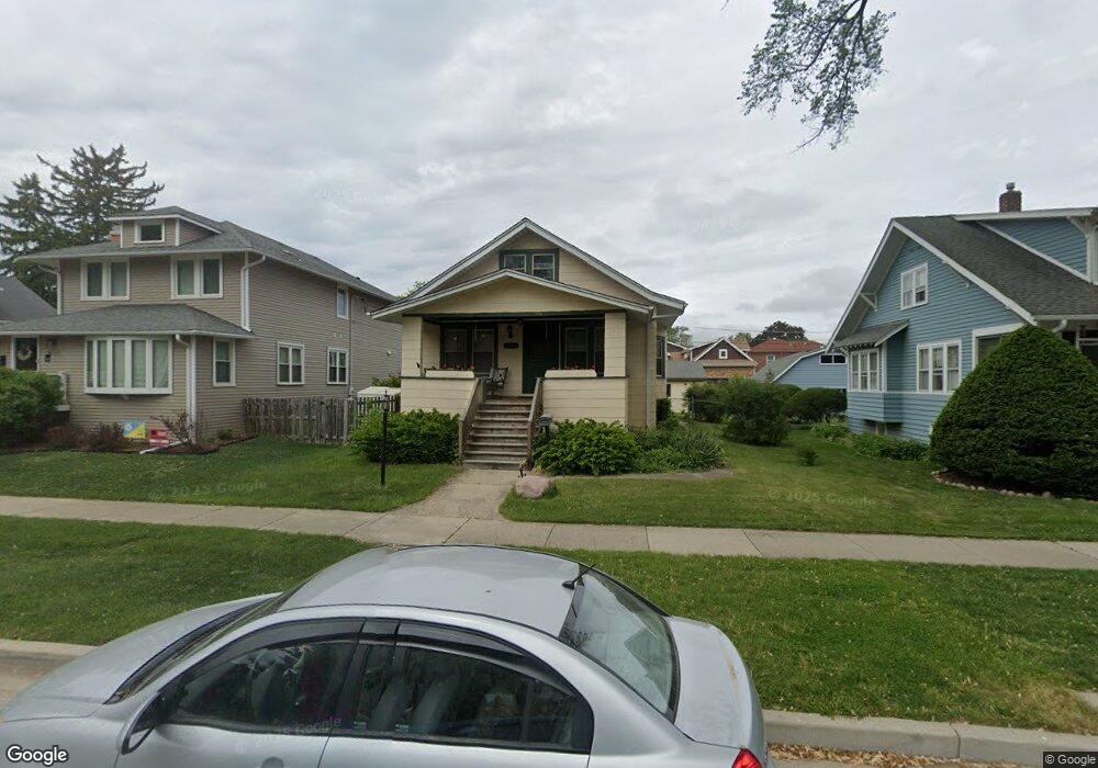 1472 Campbell Ave, Des Plaines, IL 60016 - photo 1