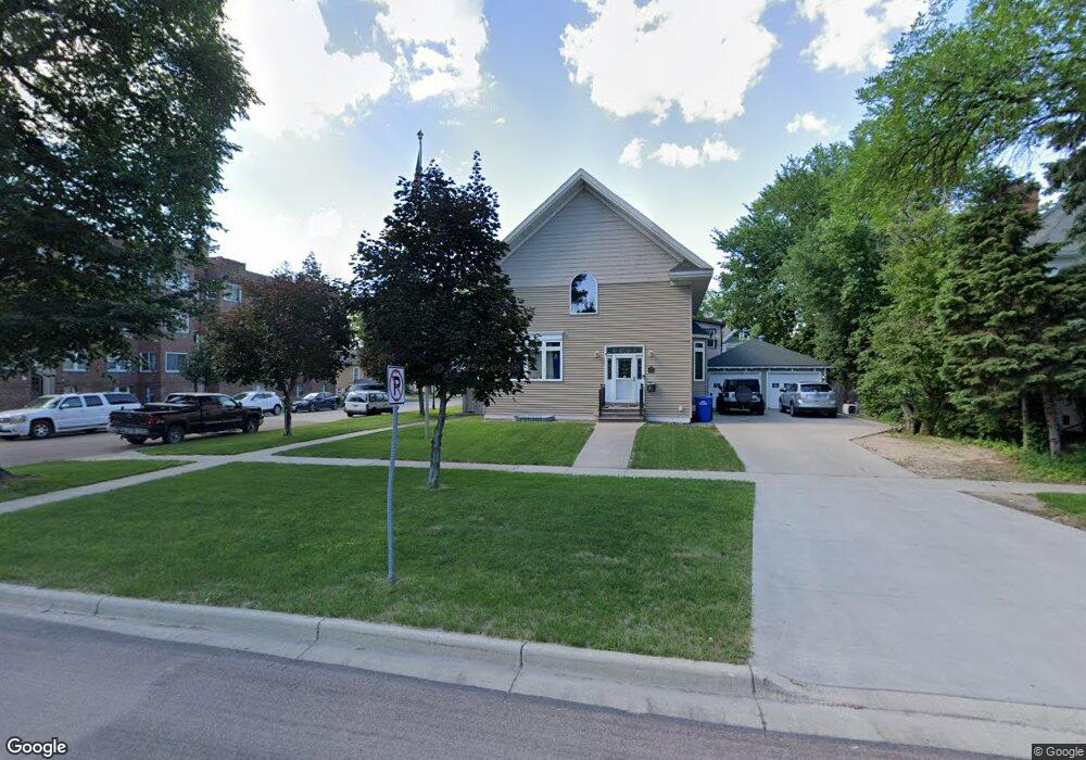1123 3rd Ave S, Fargo, ND 58103 - photo 1