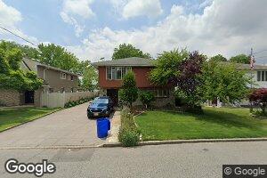 11 Henry St, Moonachie, NJ 07074