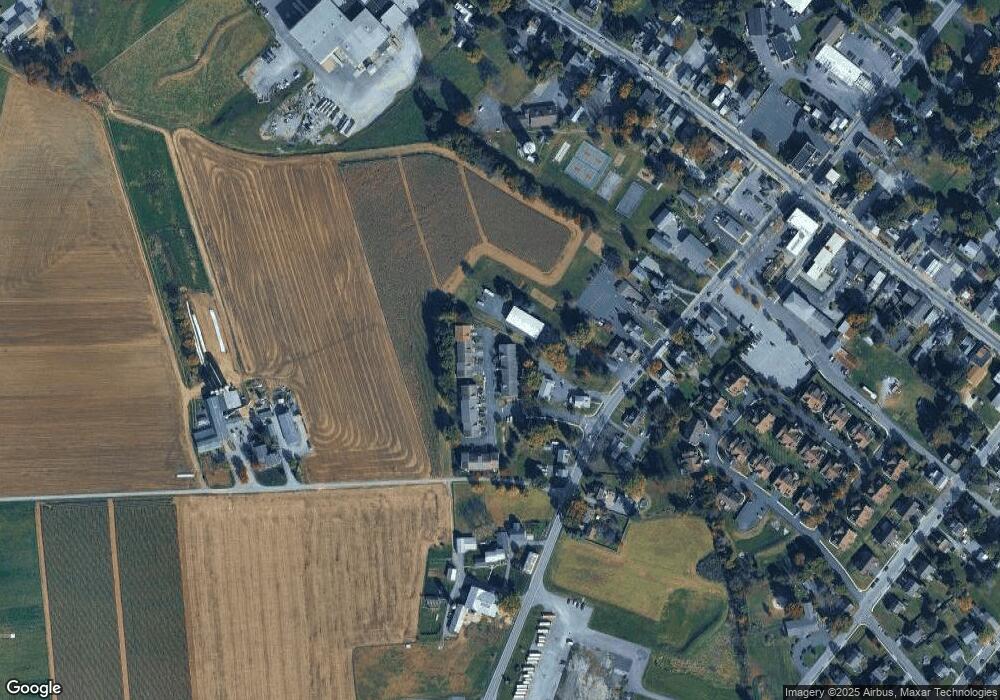 128 Red Oak Ct unit 10, Honey Brook, PA 19344 - photo 1